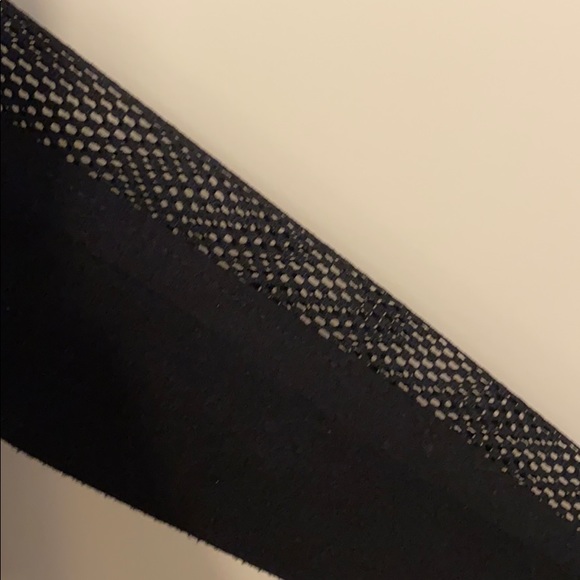 Black hoodie, half mesh arms - Picture 4 of 4